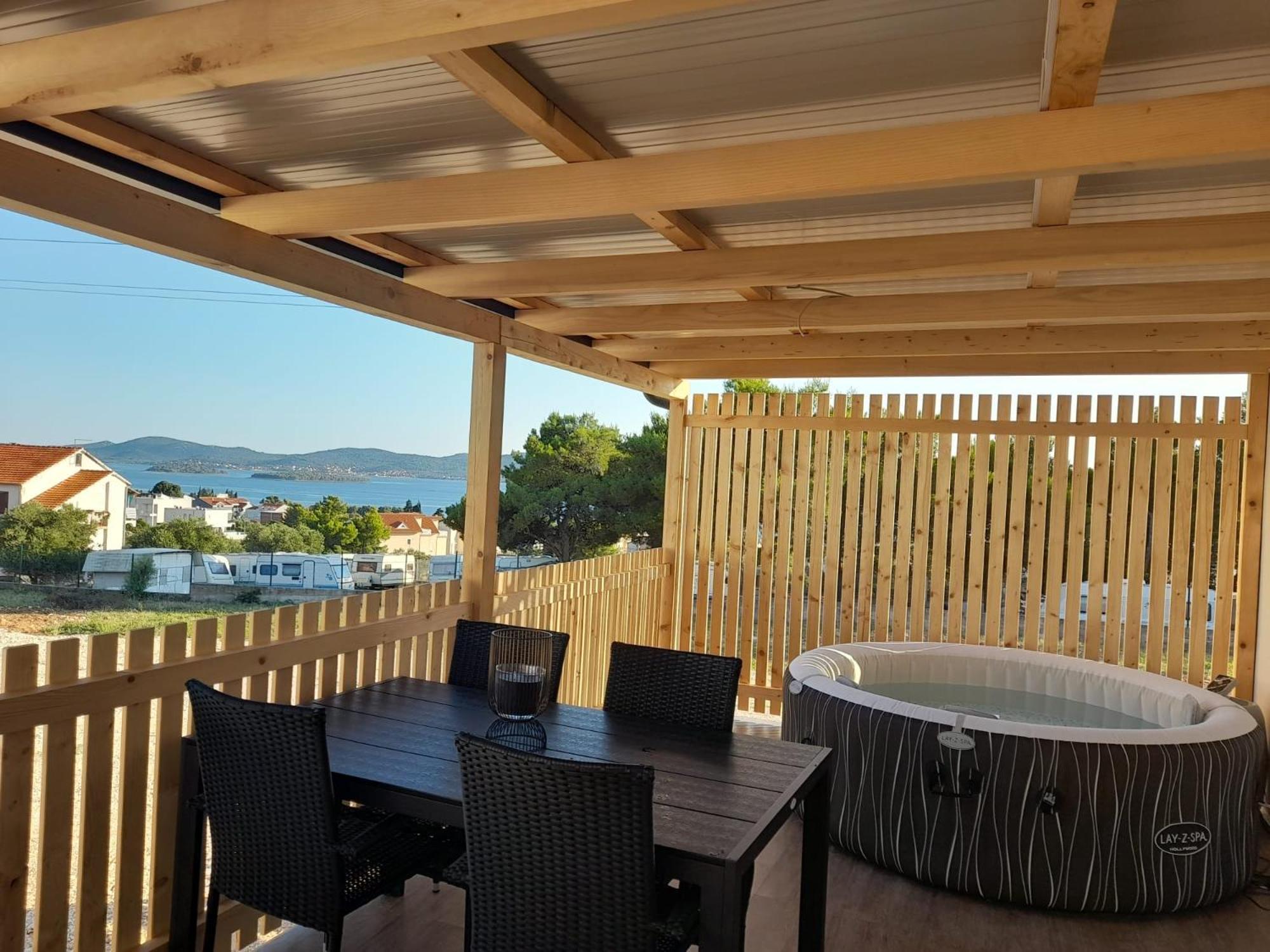 Tiny House Lily With Jacuzzi Apartment Sveti Filip i Jakov Exterior foto